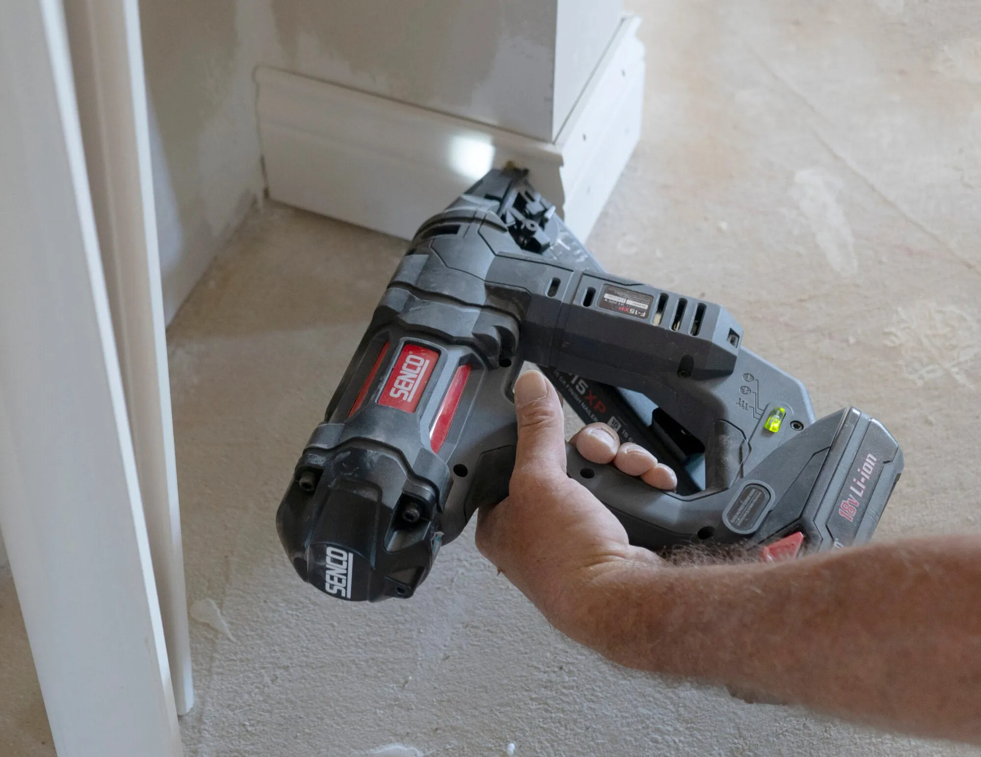 Senco F-15XP Fusion Cordless Finish Nailer